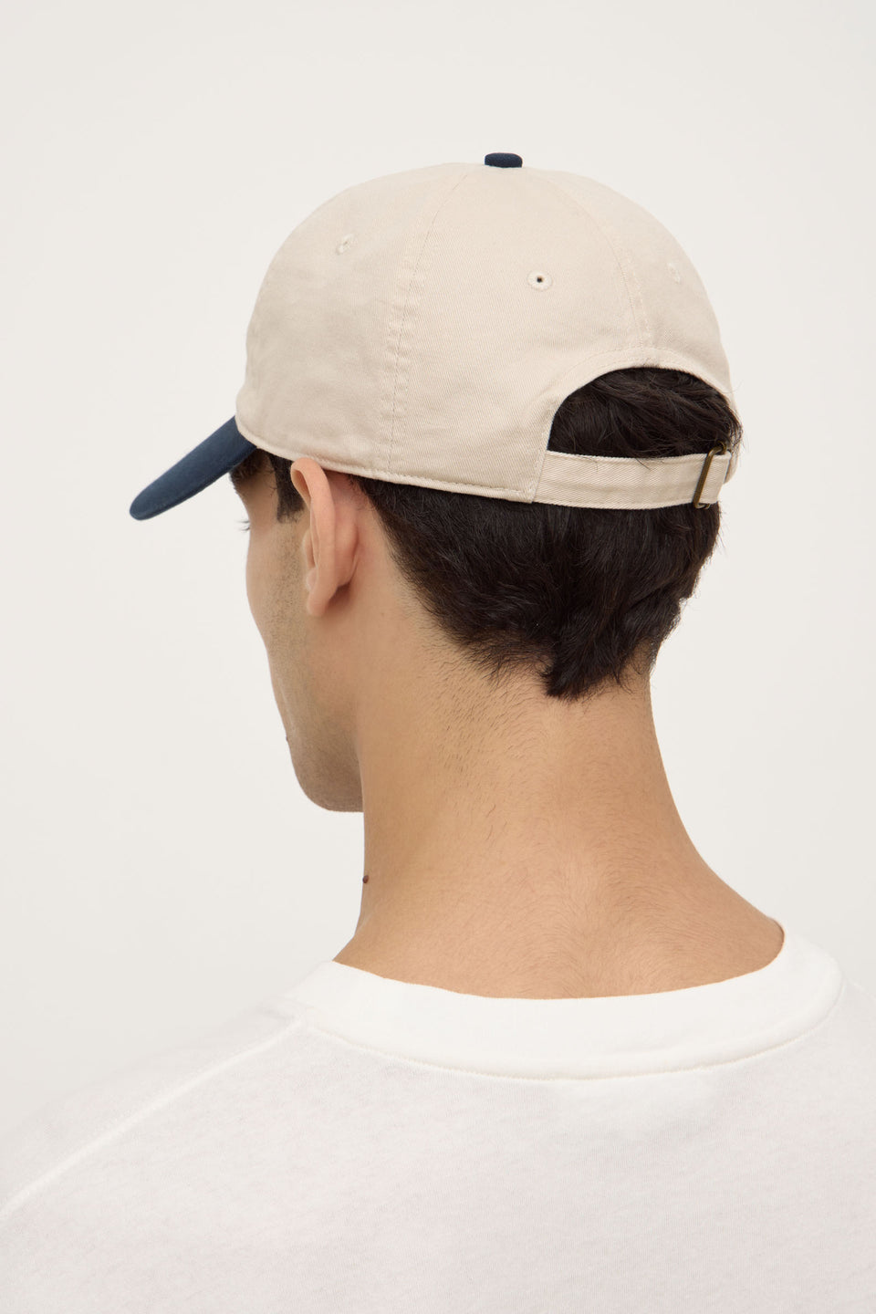 Contrast Cap
