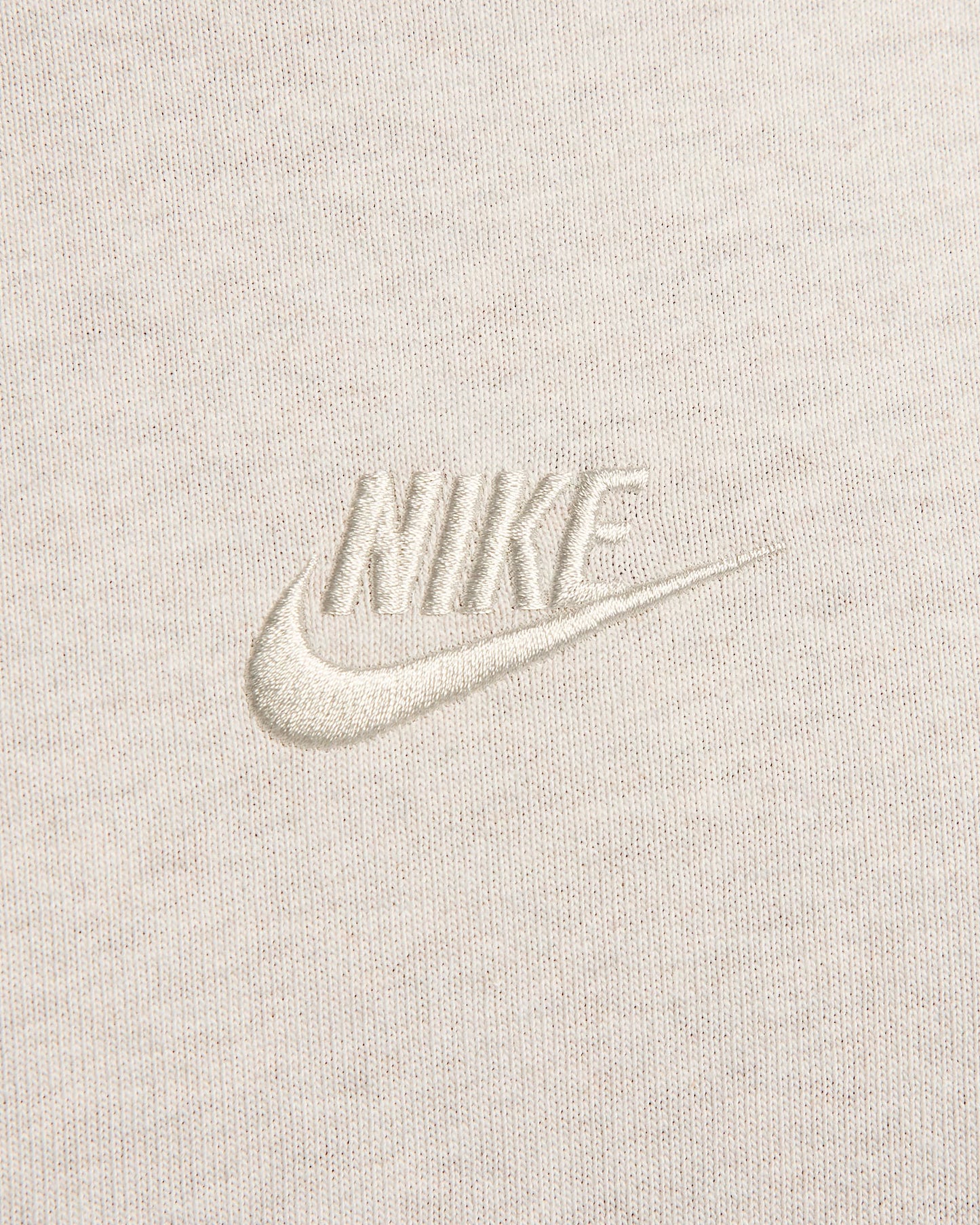 Nike Sportswear Premium Essentials Tee