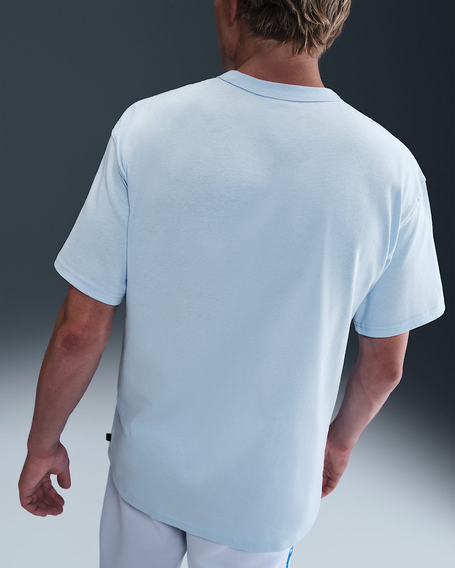 Nike Sportswear Premium Essential Tee