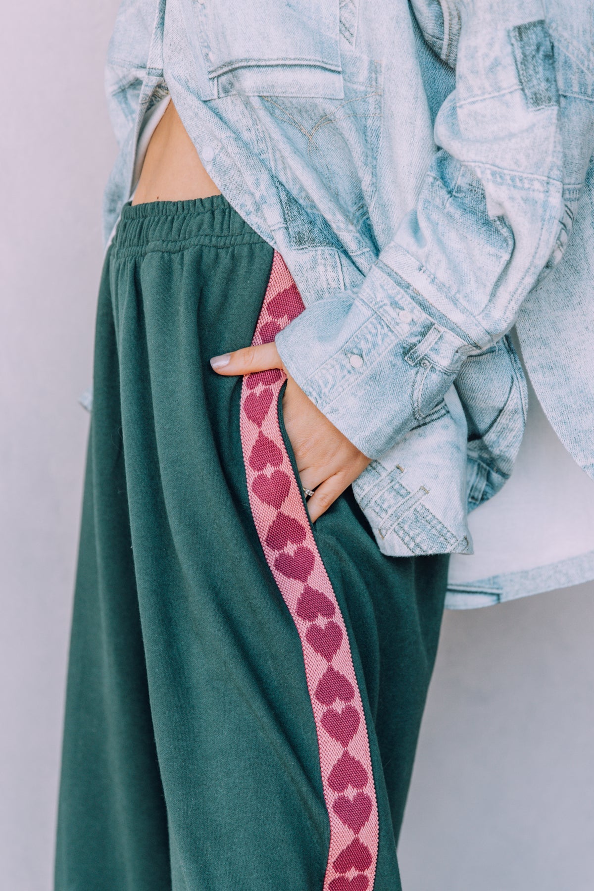 The Raving Hearts Pants Green