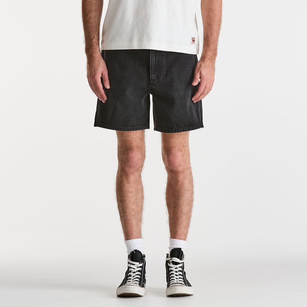 Slacker Short Black Wonder
