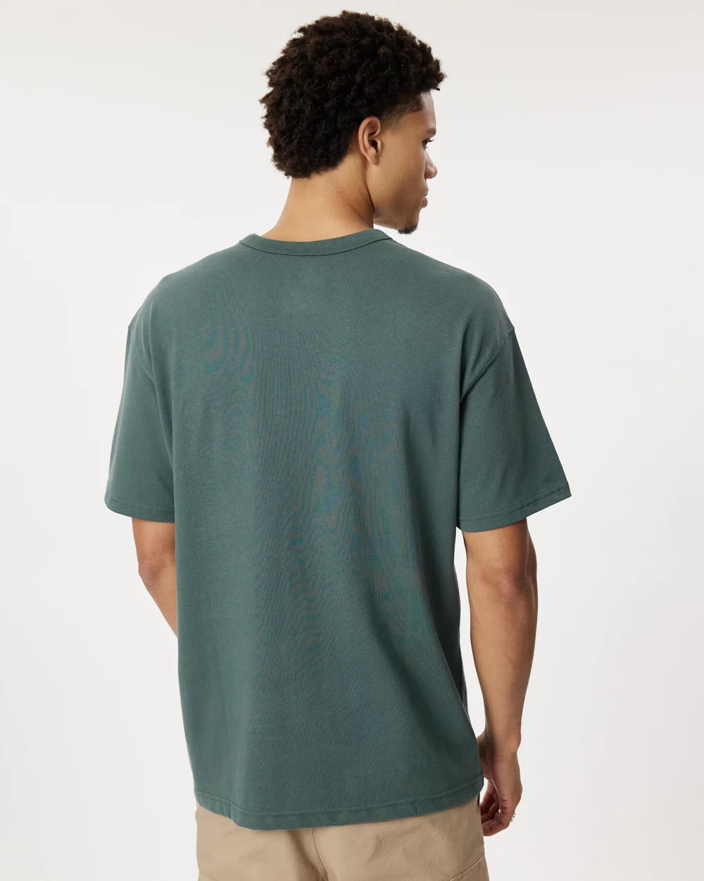 Nike Premium Essentials Pocket Tee