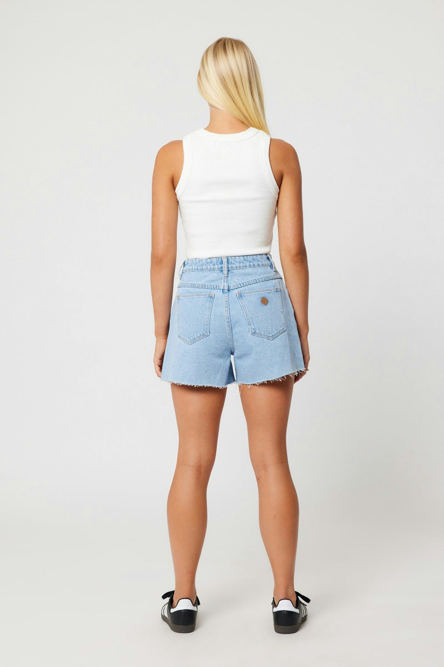 Venice Short - Kendall