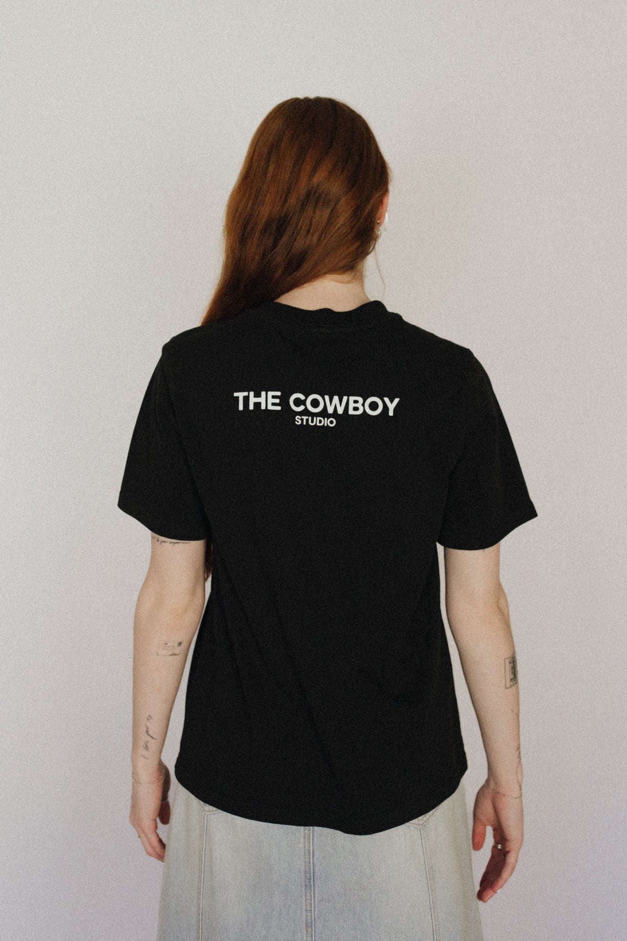 The Girlfriend Tee Coal