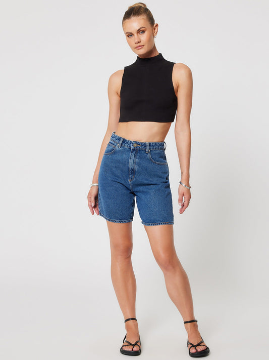 A Carrie Short Bella