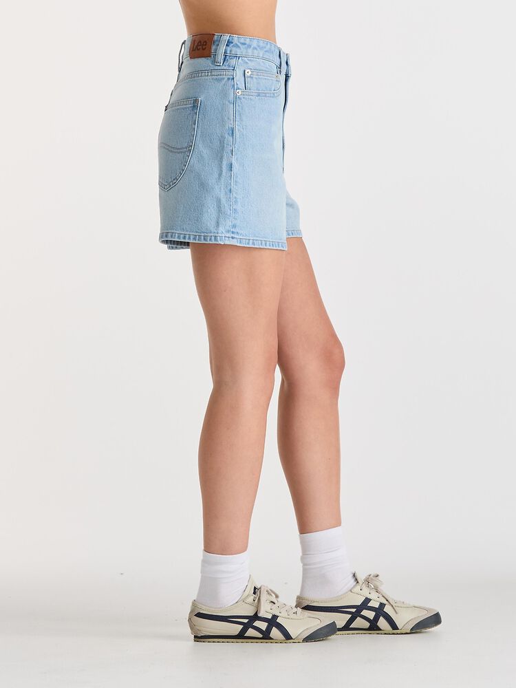 High Relaxed Short Out Of The Blue