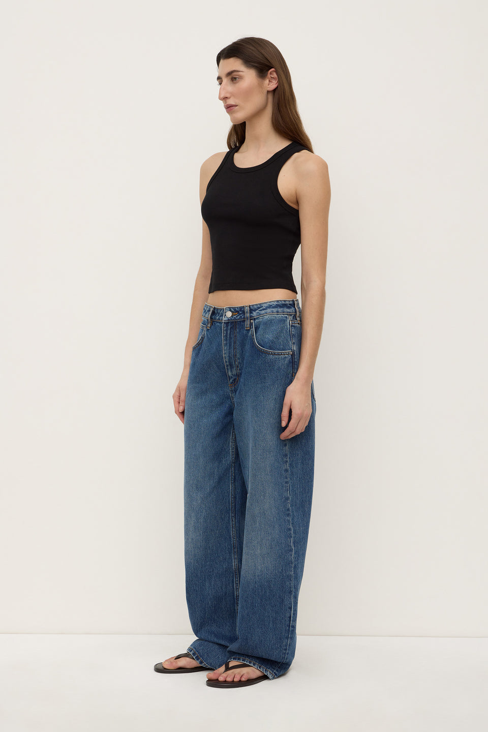 Low Curve mid Rise Jean