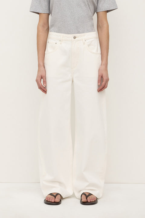 Low Curve Mid Rise Jean
