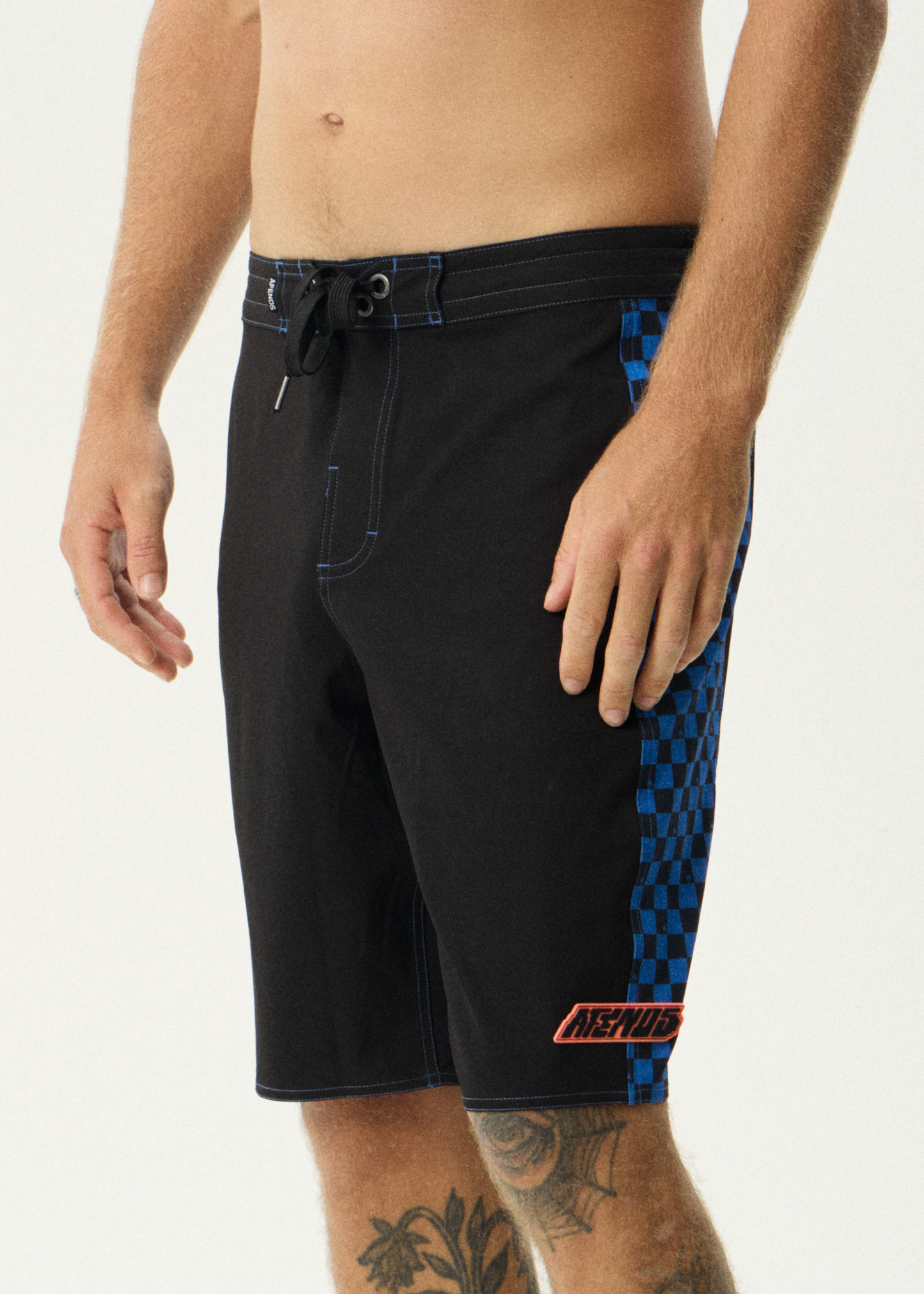 In'It 1000 - Surf Related V2 Boardshort 20 Inch