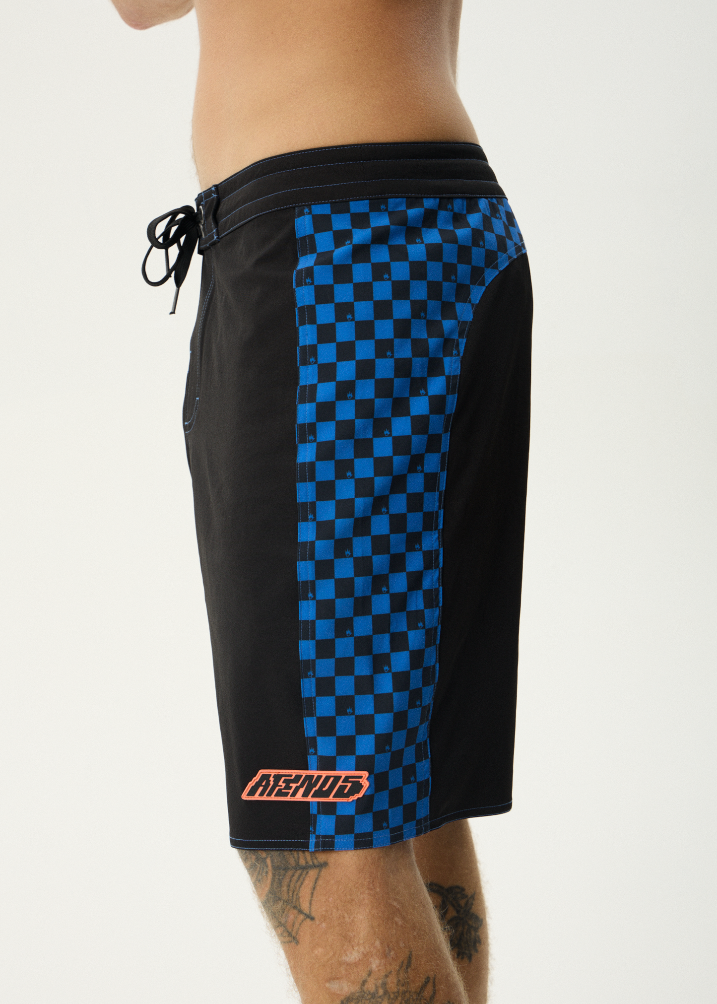 In'It 1000 - Surf Related V2 Boardshort 20 Inch