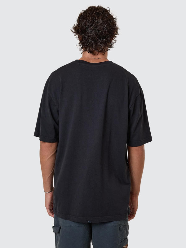 Pennant Embro Oversize Fit Tee