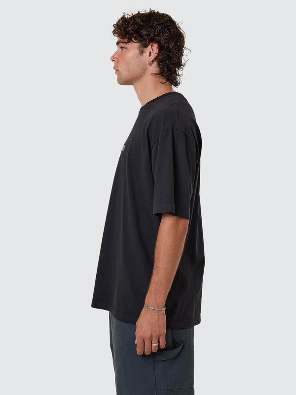 Pennant Embro Oversize Fit Tee