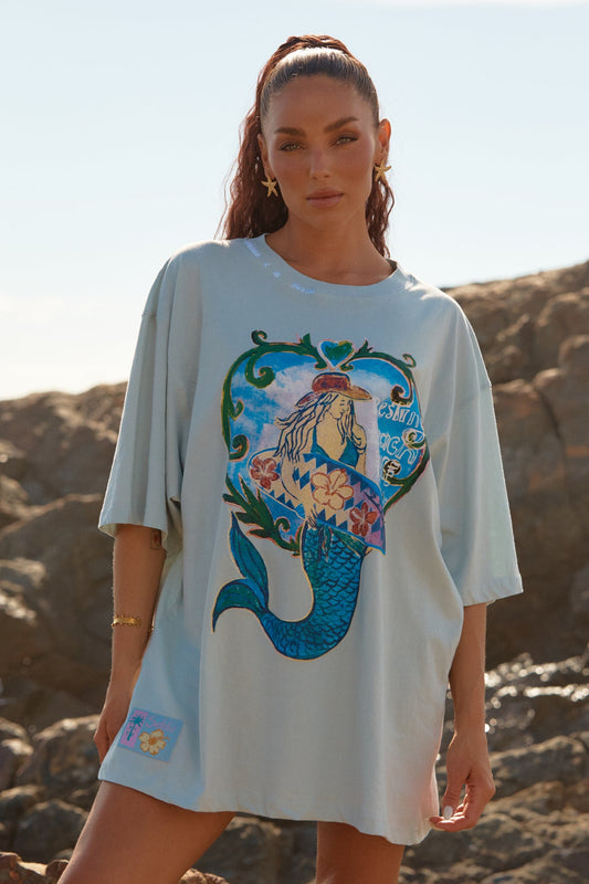 The Very Oversized Resting Beach Face Tee
