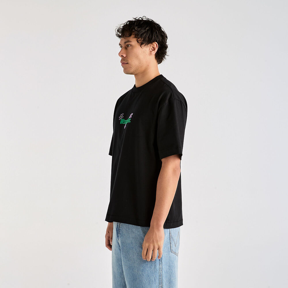 Daisies Boxcar Tee Black